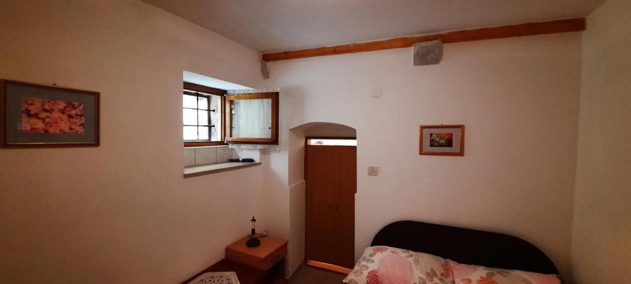 Apartment Lucija Cres Eksteriør billede